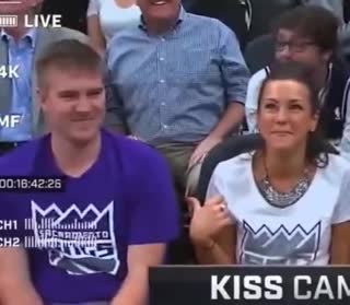kiss cam